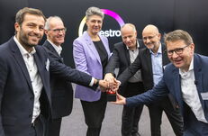 Von links nach rechts: Dr. Lennart Sandbrink, Dr. Bastian Mahr, Monique Buch, Dr. Michael Traving, Dr. Markus Dugal, Dr. Thomas Braig